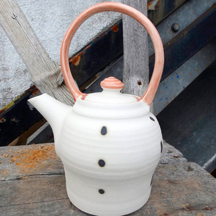 Tetera de cerámica
